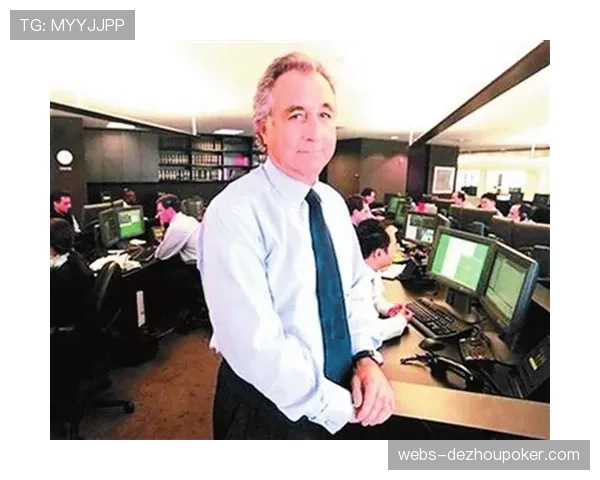 前波尔多主席因涉嫌在俱乐部转让中欺诈被捕 前波尔多主席因涉嫌在俱乐部转让中欺诈被捕